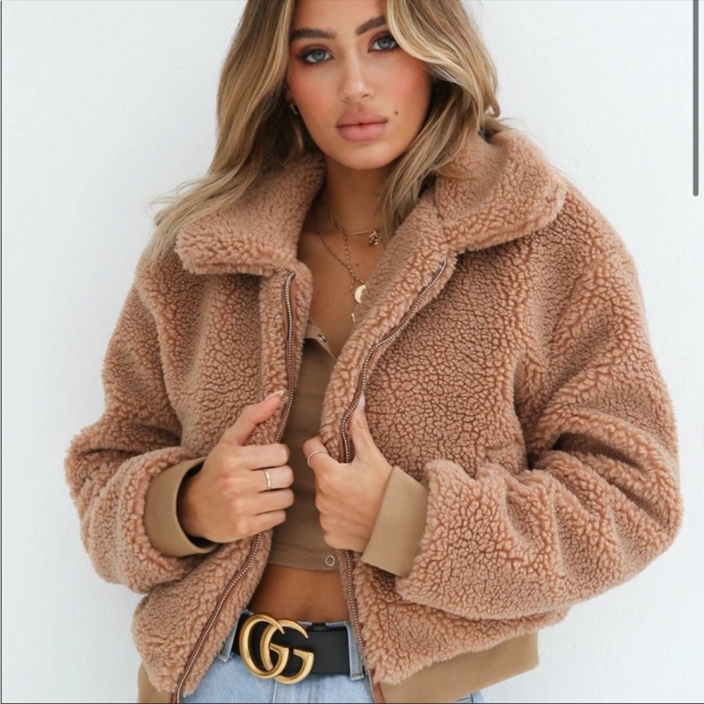 Tiger Mist Teddy Jacket Size Small in Tan